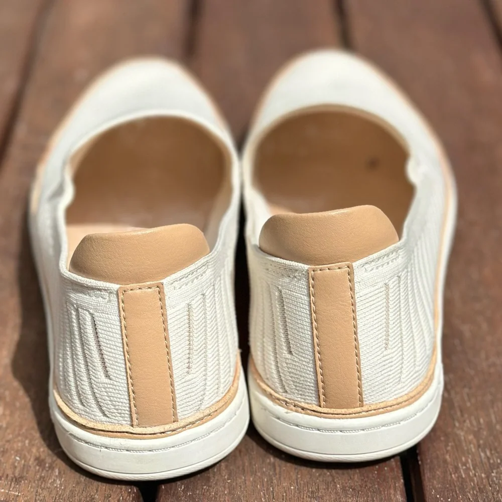 Ugg Sneakers - Picture 6 of 6